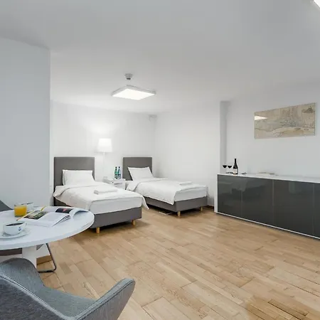 Апартаменты Rent Like - Muzeum Warszawskiej Pragi
